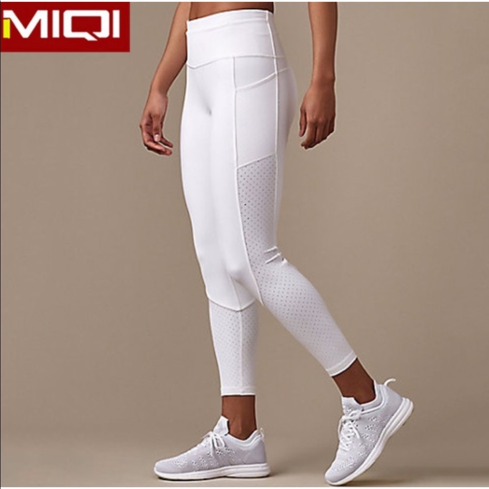 Workout apparel - Picture 6 of 8